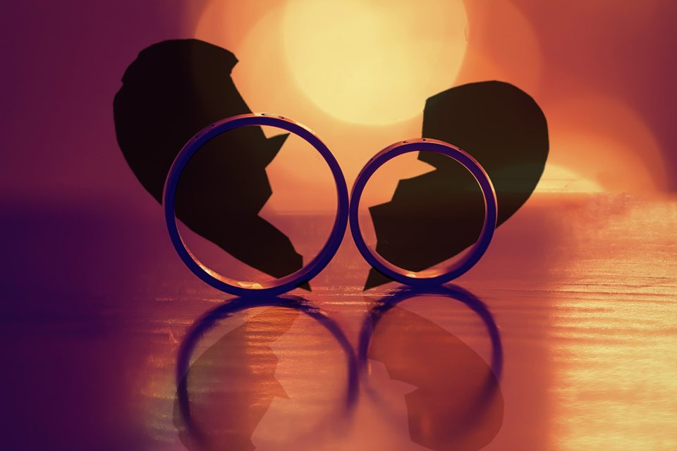 侵害配偶權就該被制裁!怎麼進行妨礙家庭蒐證